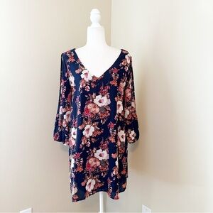 Lulu’s Shifting Dears Navy Floral Split Sleeve Dress NWT - Large